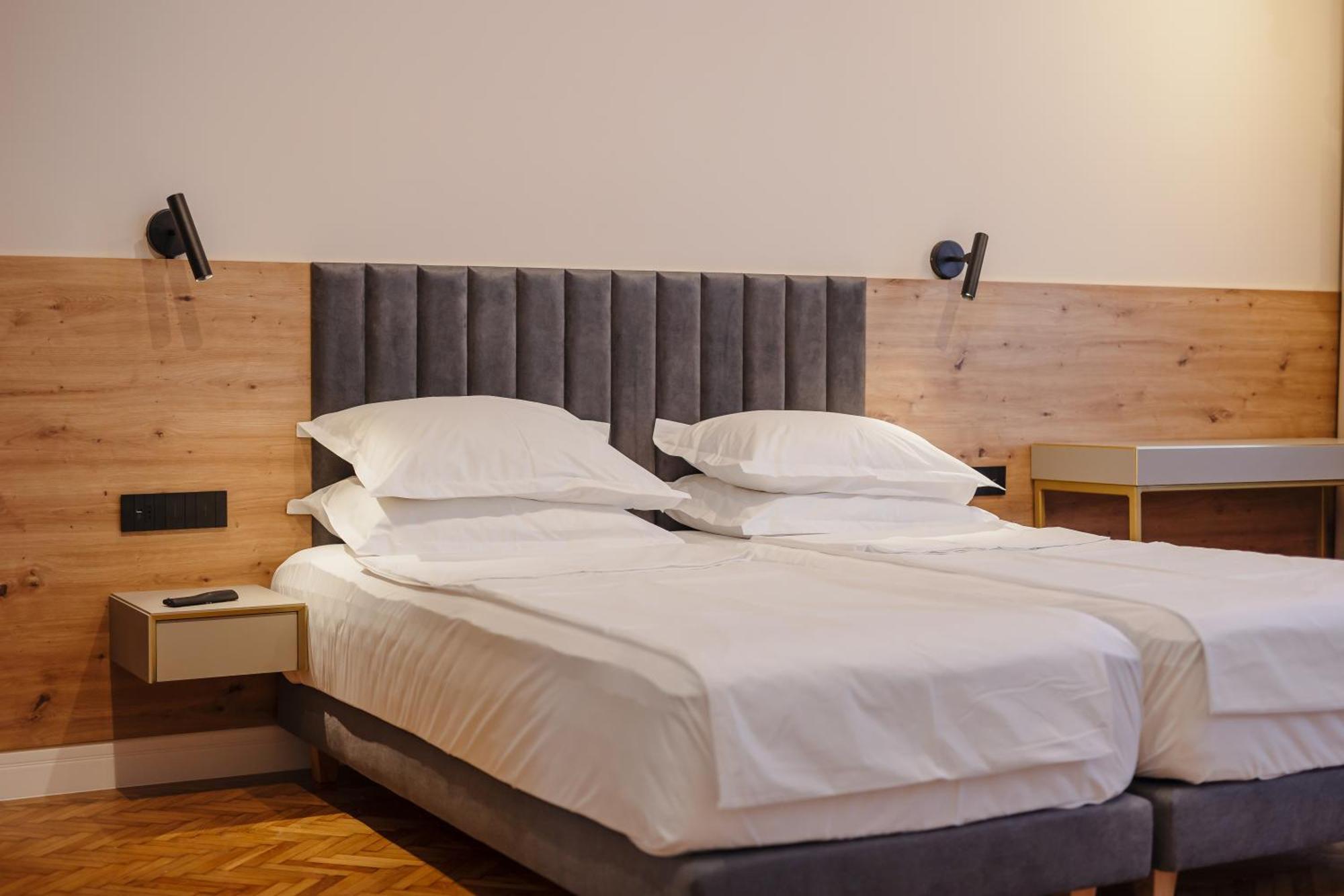 Bloom Downtown Suites Kluż-Napoka Zewnętrze zdjęcie