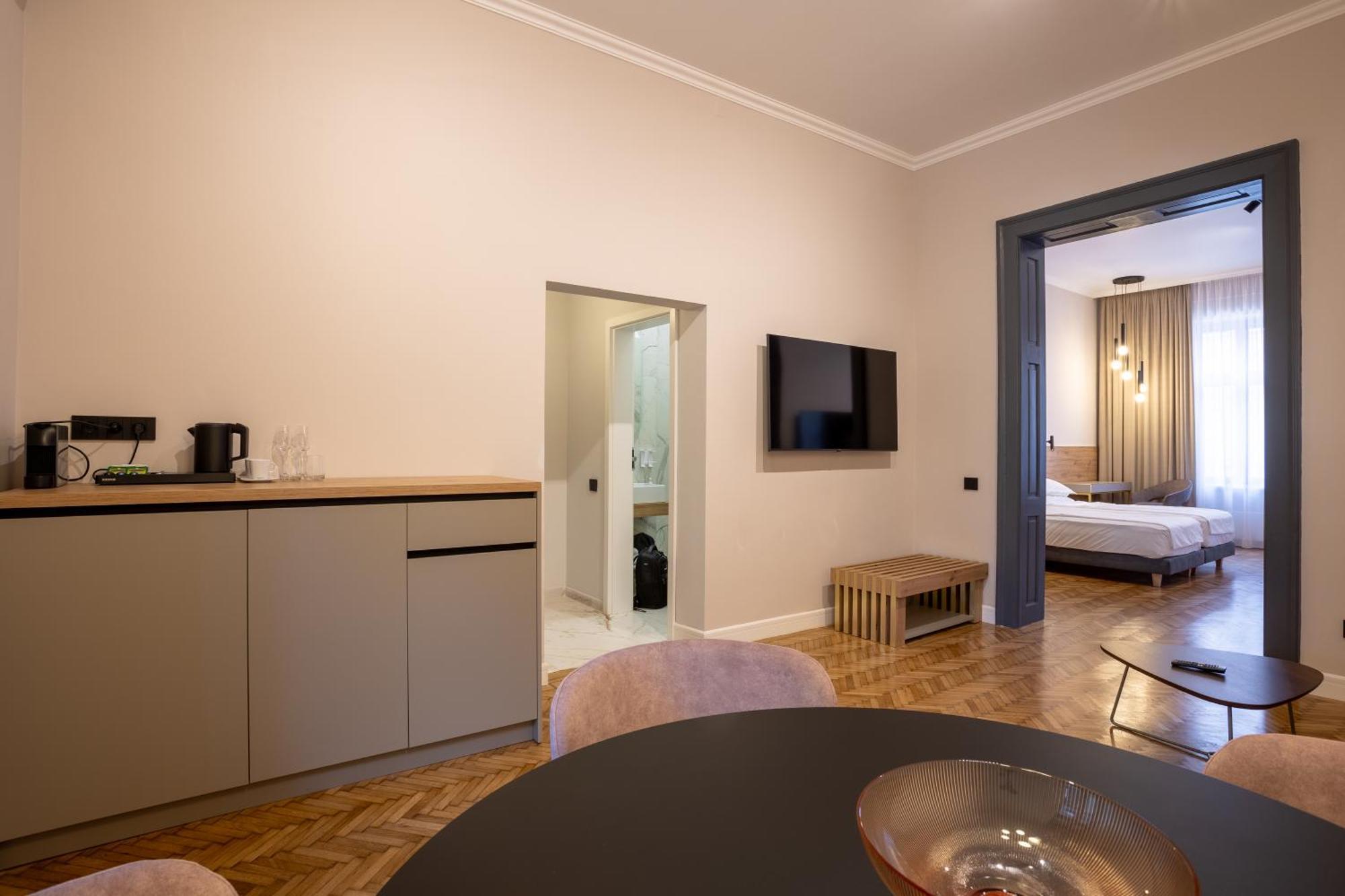 Bloom Downtown Suites Kluż-Napoka Zewnętrze zdjęcie