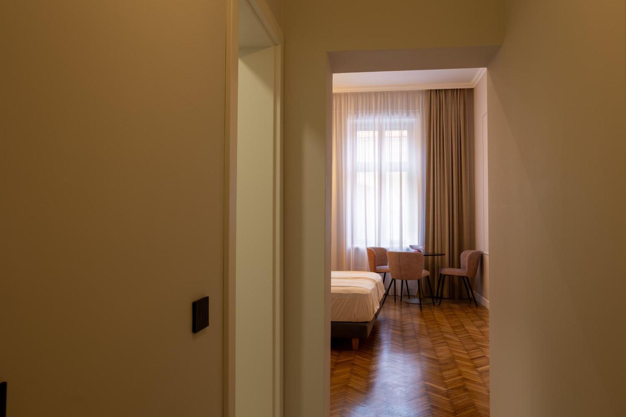 Bloom Downtown Suites Kluż-Napoka Zewnętrze zdjęcie