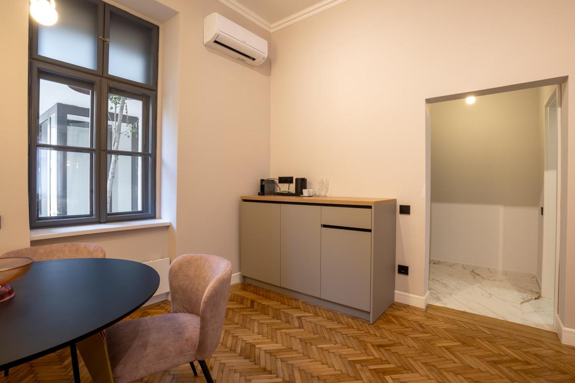 Bloom Downtown Suites Kluż-Napoka Zewnętrze zdjęcie