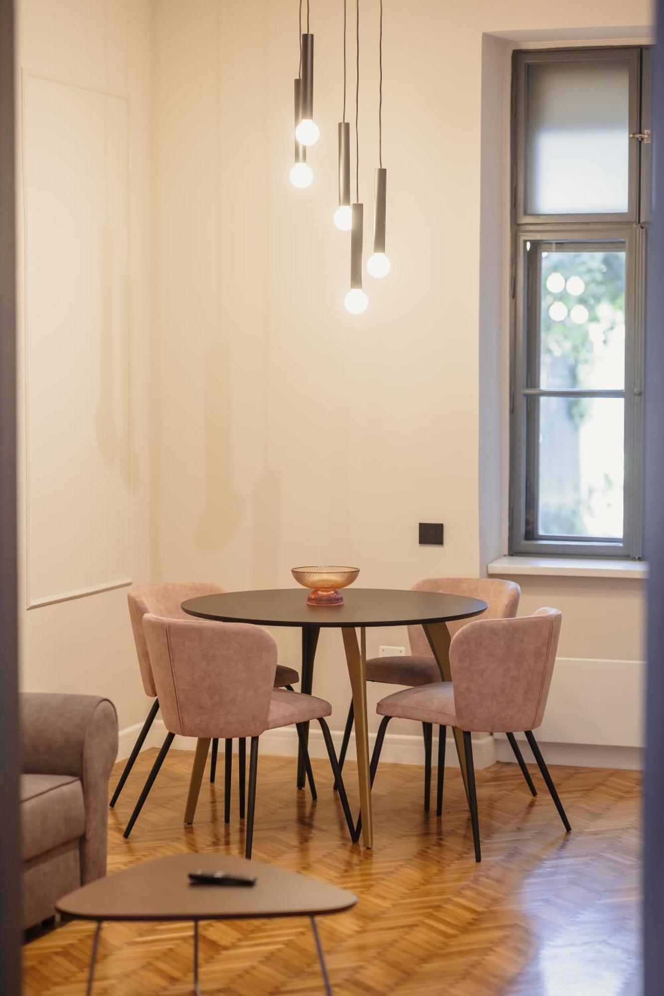 Bloom Downtown Suites Kluż-Napoka Zewnętrze zdjęcie