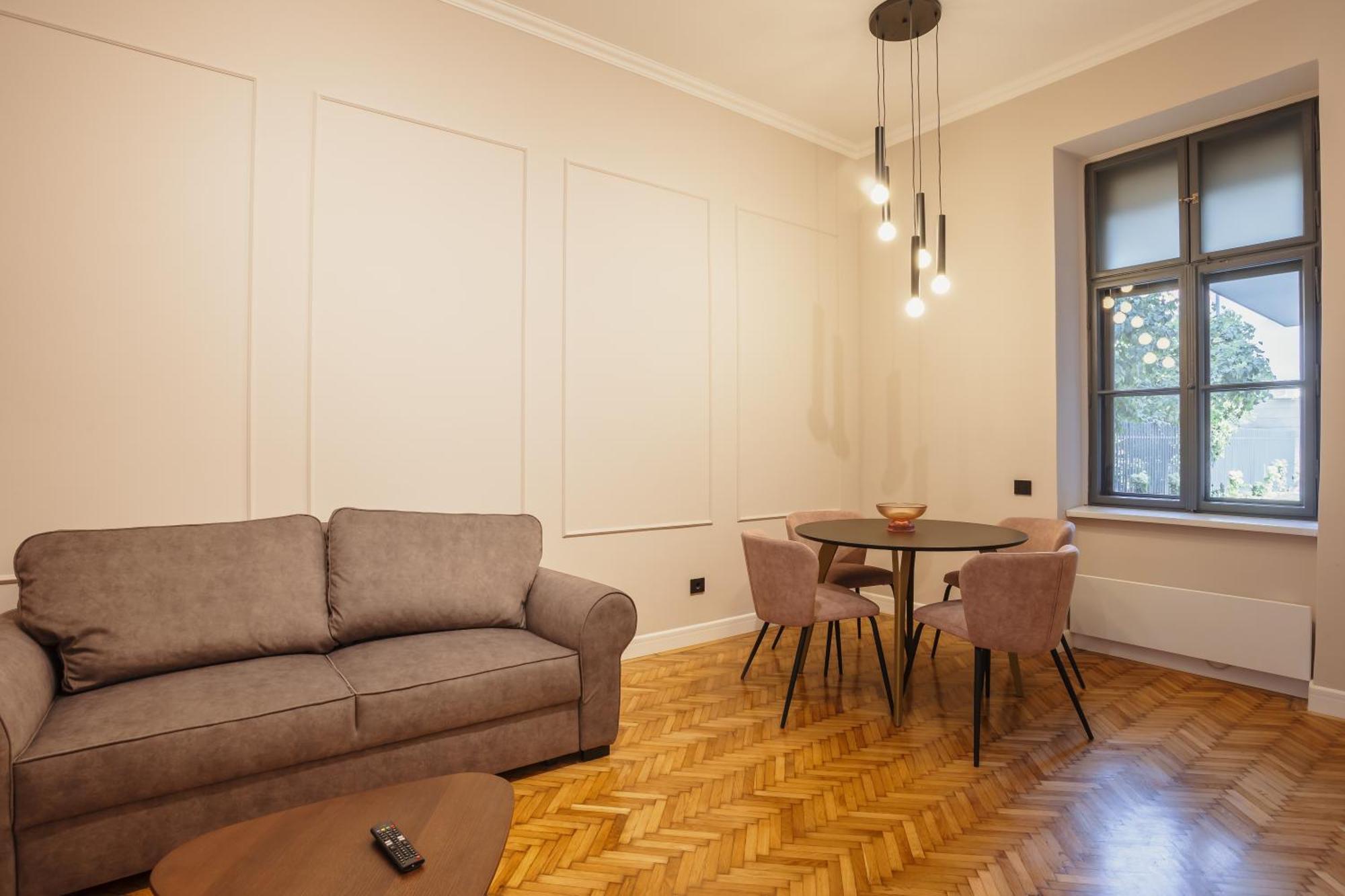 Bloom Downtown Suites Kluż-Napoka Zewnętrze zdjęcie