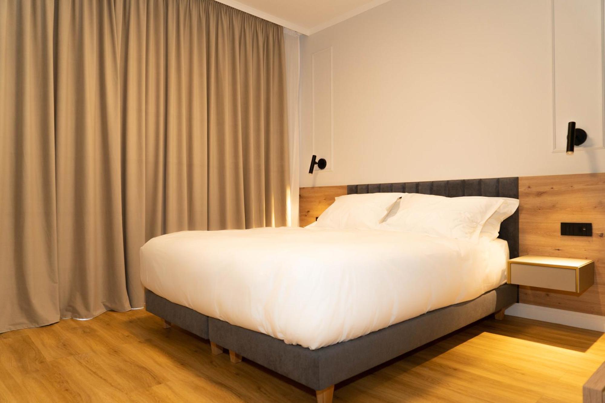 Bloom Downtown Suites Kluż-Napoka Zewnętrze zdjęcie